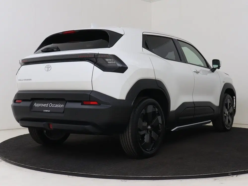 Toyota Urban Cruiser Executive 61 kWh (bj 2026 uit 2026, foto 2