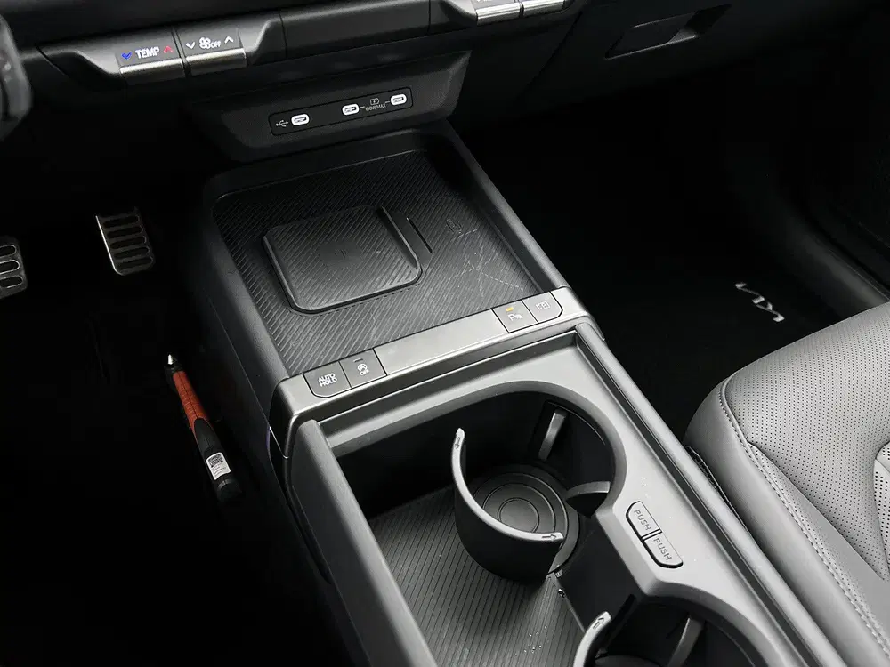 Kia Seltos 1.6 GDi Hybrid X-Line Stoelverwarming en v uit 2026, foto 11