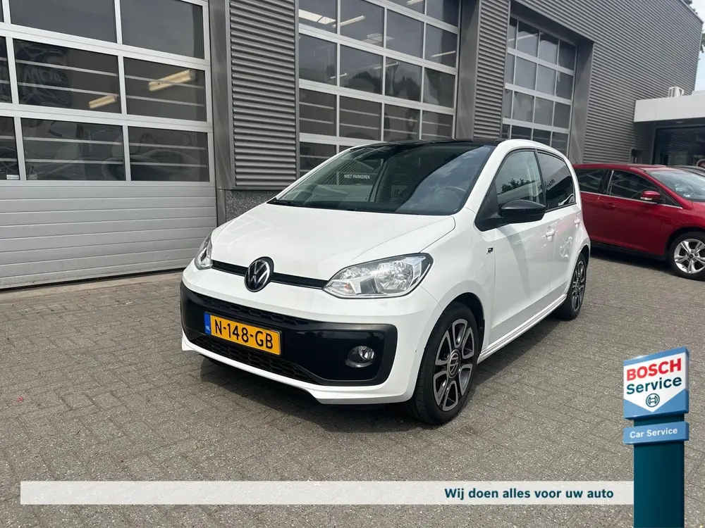 VOLKSWAGEN Up! 1.0 MPI 65PK R-line,camera,carplay, enz uit 2021