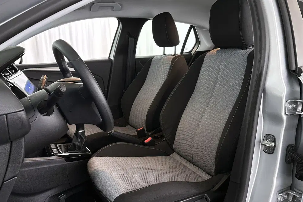 Opel Corsa 1.2 Edition Camera Apple CarPlay Dodehoek uit 2024, foto 6