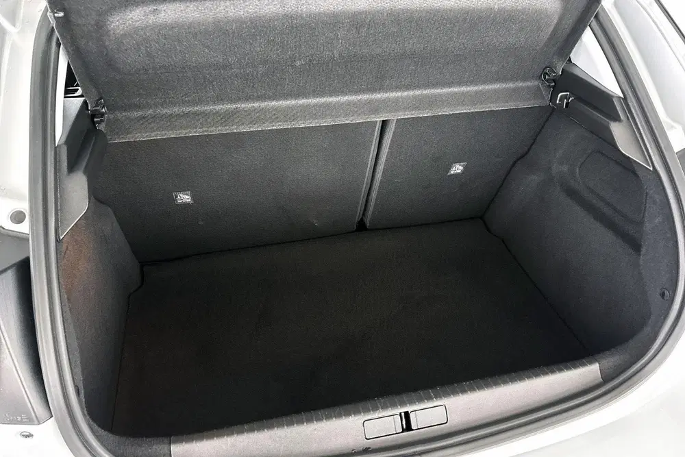 Opel Corsa 1.2 Edition Camera Apple CarPlay Dodehoek uit 2024, foto 9
