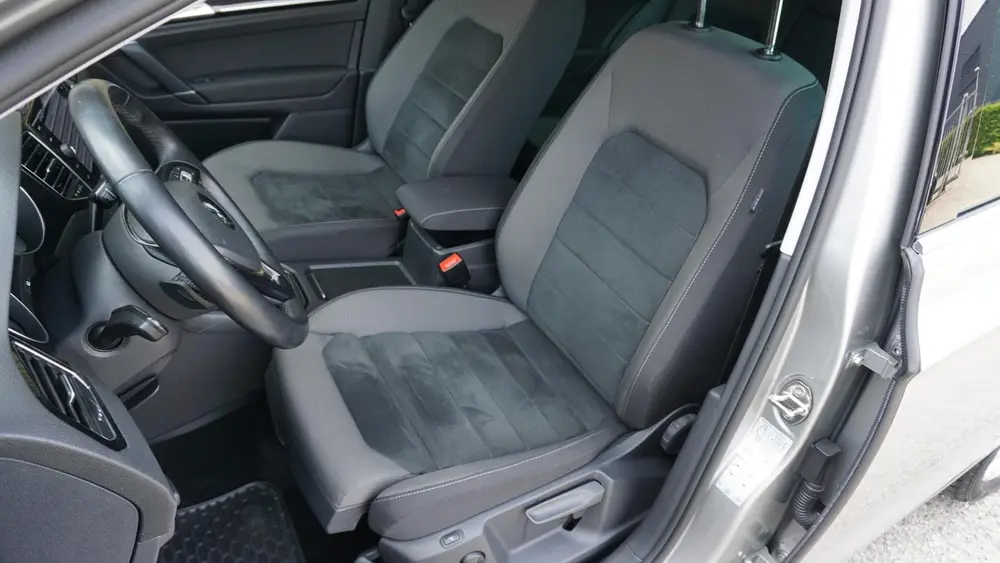 Volkswagen Golf Sportsvan 1.5 TSI 150pk DSG Highline LED Nav uit 2019, foto 9