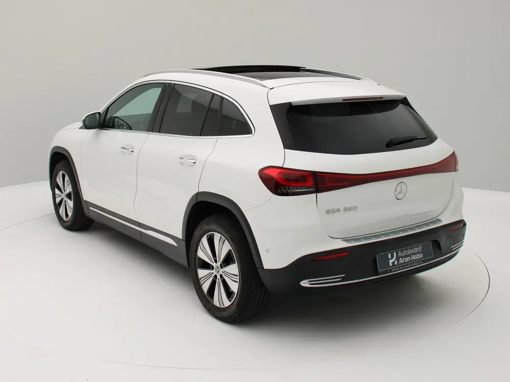 Mercedes-Benz EQA 250 Pano uit 2022, foto 3