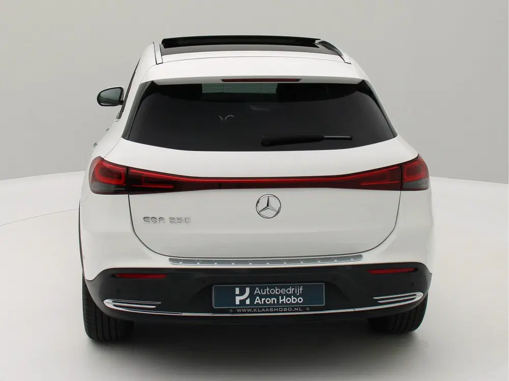 Mercedes-Benz EQA 250 Pano uit 2022, foto 4