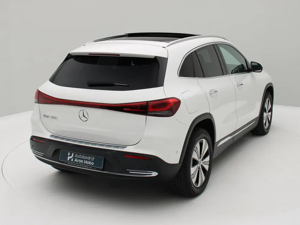 Mercedes-Benz EQA 250 Pano uit 2022, foto 5