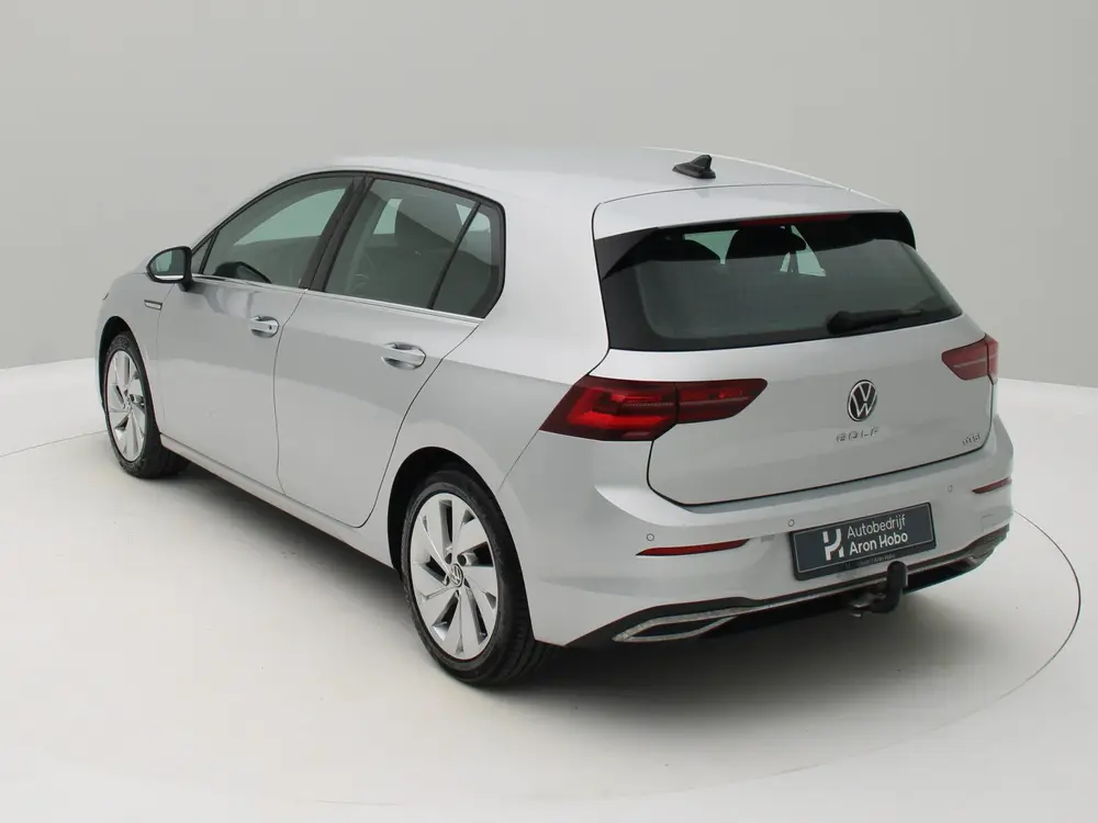 Volkswagen Golf 1.5 eTSI Style ACC, Led, Massage, Trekhaak uit 2020, foto 3