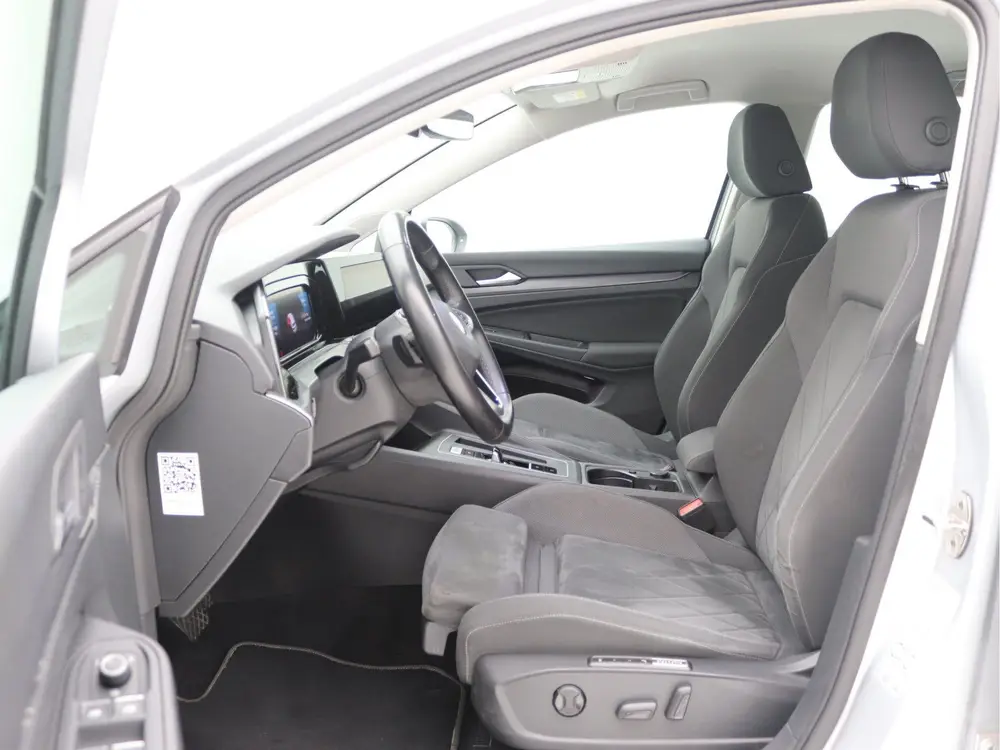 Volkswagen Golf 1.5 eTSI Style ACC, Led, Massage, Trekhaak uit 2020, foto 9