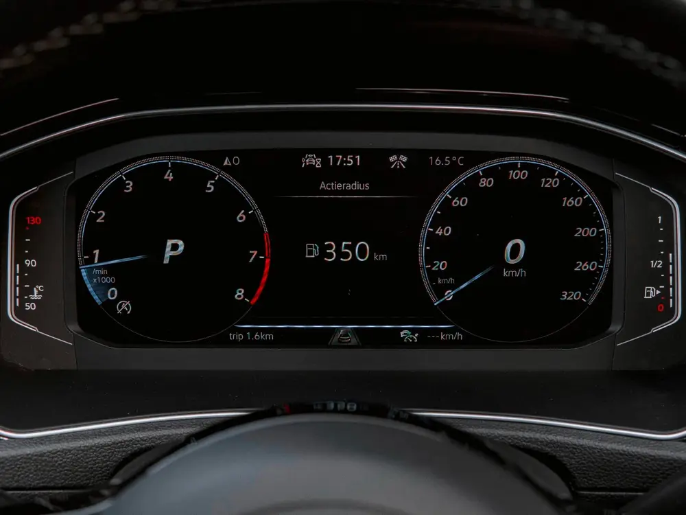 Volkswagen T-Roc 2.0 TSI 4Motion R | PANO | LEDER | CAMERA | uit 2022, foto 14