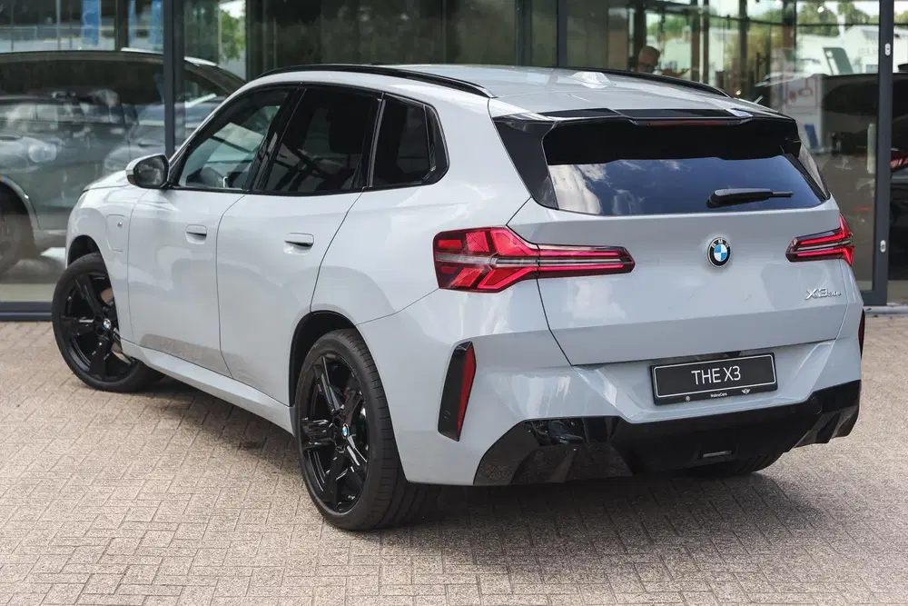 BMW X3 30e xDrive M Sport Automaat uit 2026, foto 2