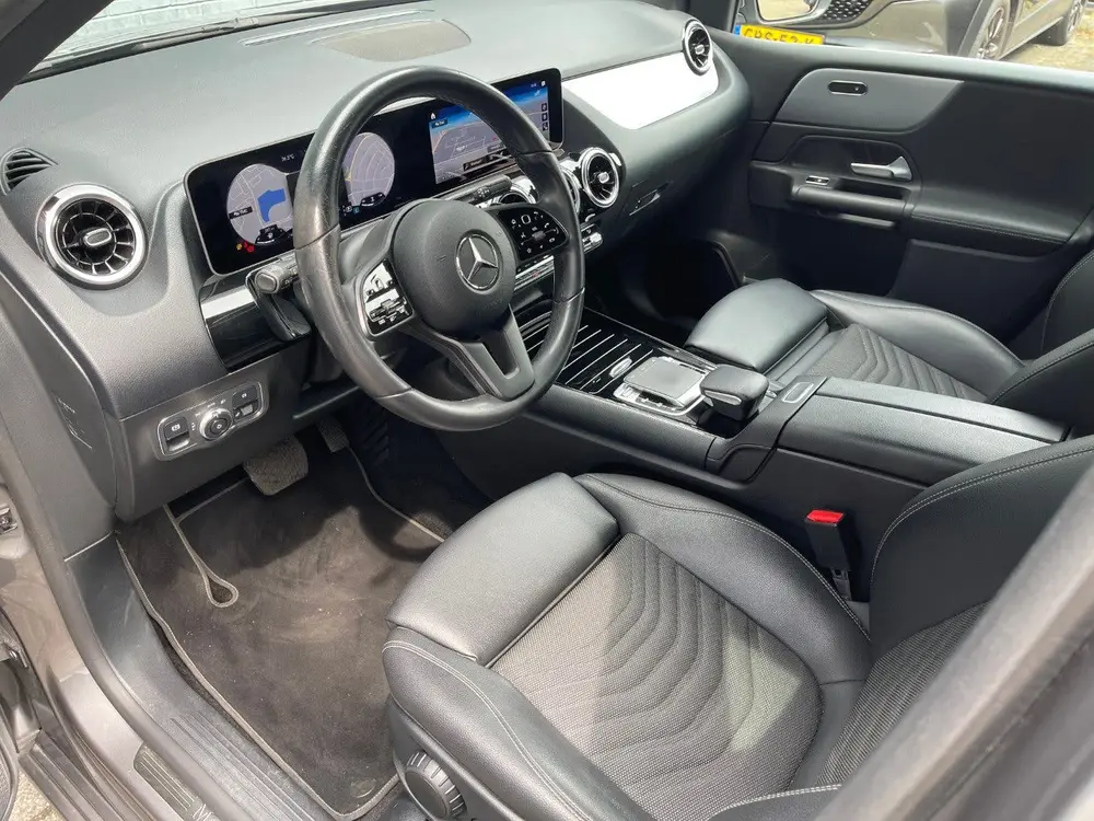 Mercedes-Benz B-Klasse B180 136PK 7G-DCT Automaat Business Soluti uit 2019, foto 4