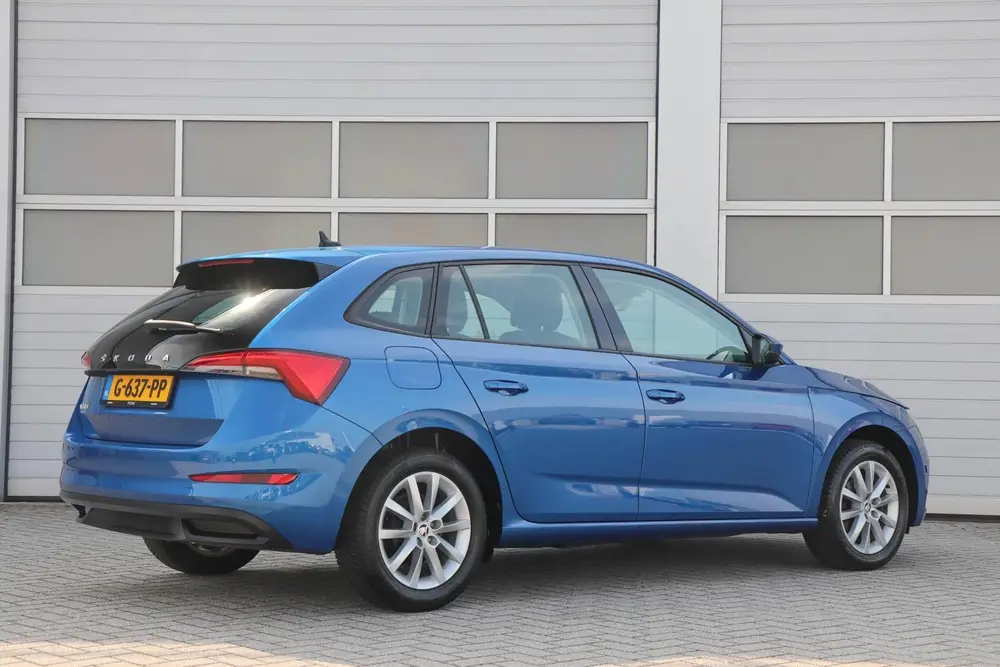 Skoda Scala 1.0 TSI 115pk DSG Business Edition | Navigatie | uit 2019, foto 2