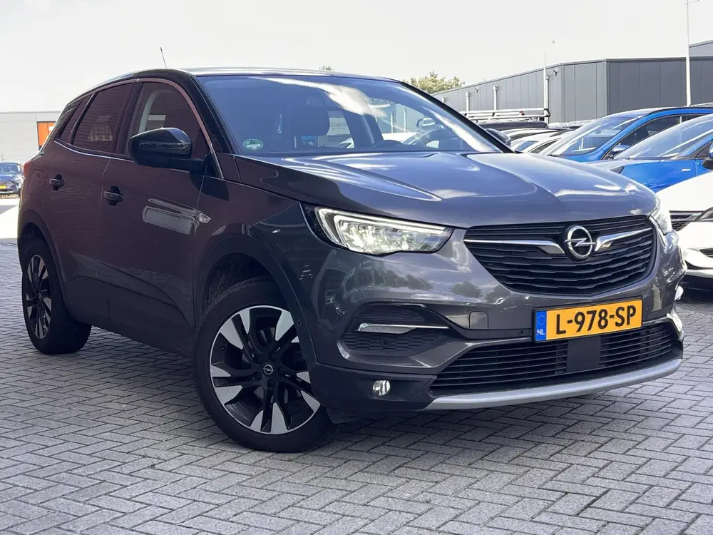 Opel Grandland X 1.2 Turbo Innovation uit 2020, foto 2