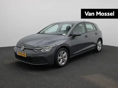 Volkswagen Golf 1.5 TSI Life 131 PK | Stoelverwarming | Stuu uit 2021