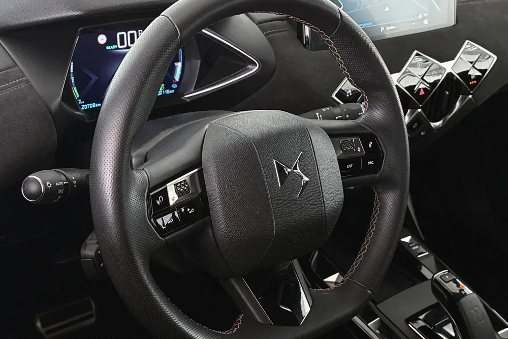 DS Automobiles 3 Crossback DS 3 Crossback E-Tense Performance Line+ 50 kWh Stoelverwarm uit 2022, foto 12