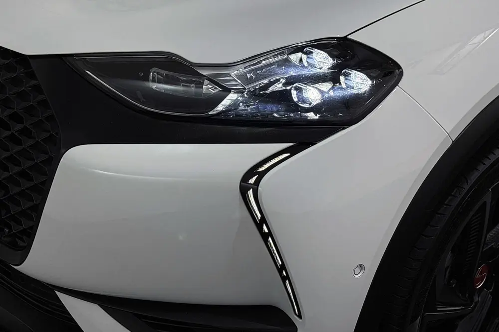 DS Automobiles 3 Crossback DS 3 Crossback E-Tense Performance Line+ 50 kWh Stoelverwarm uit 2022, foto 19
