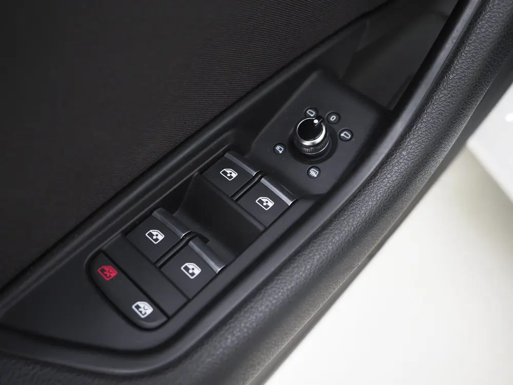 Audi A4 45 TFSI quattro Hybrid uit 2019, foto 17