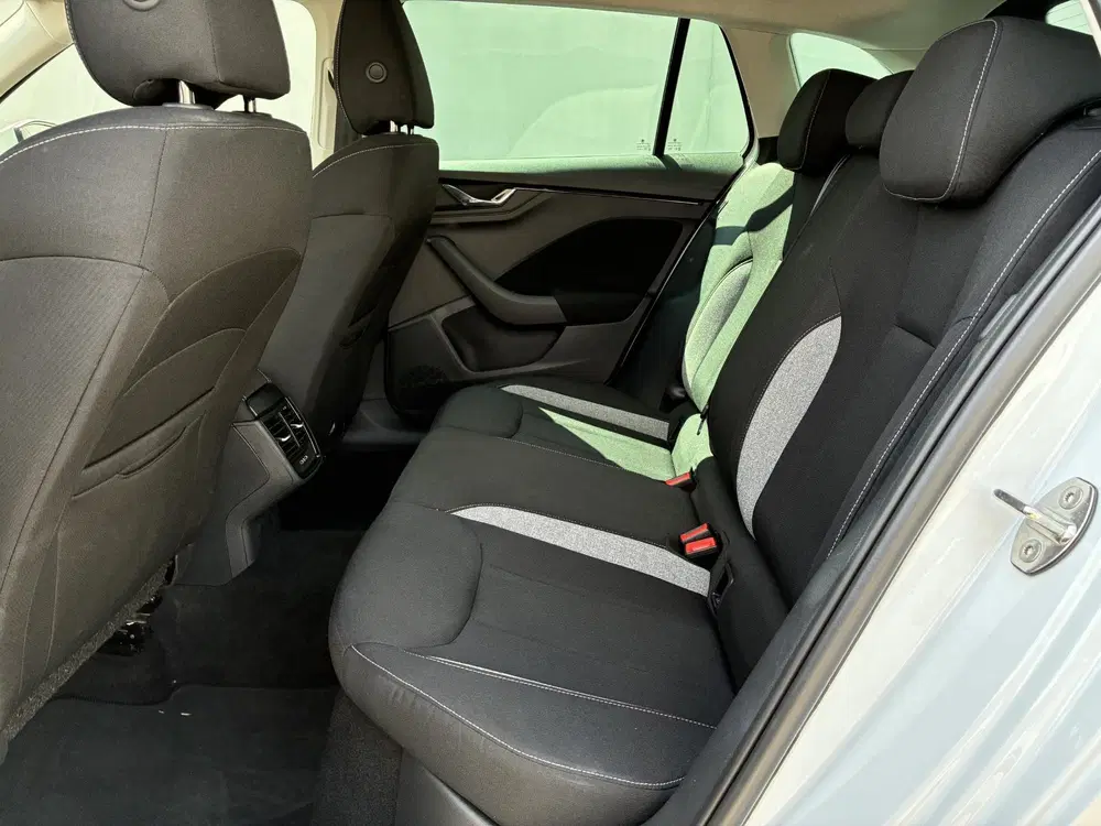 Skoda Scala 1.0 TSI DSG Automaat Selection uit 2025, foto 6