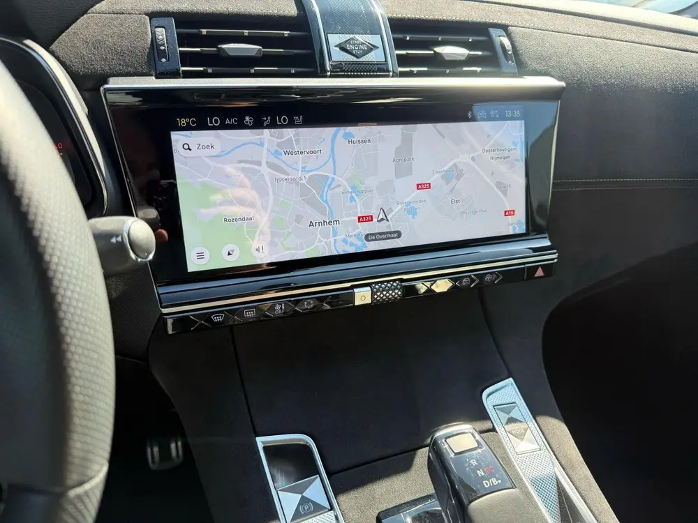 DS Automobiles DS 7 DS 7 E-Tense 225 Performance Line uit 2023, foto 13