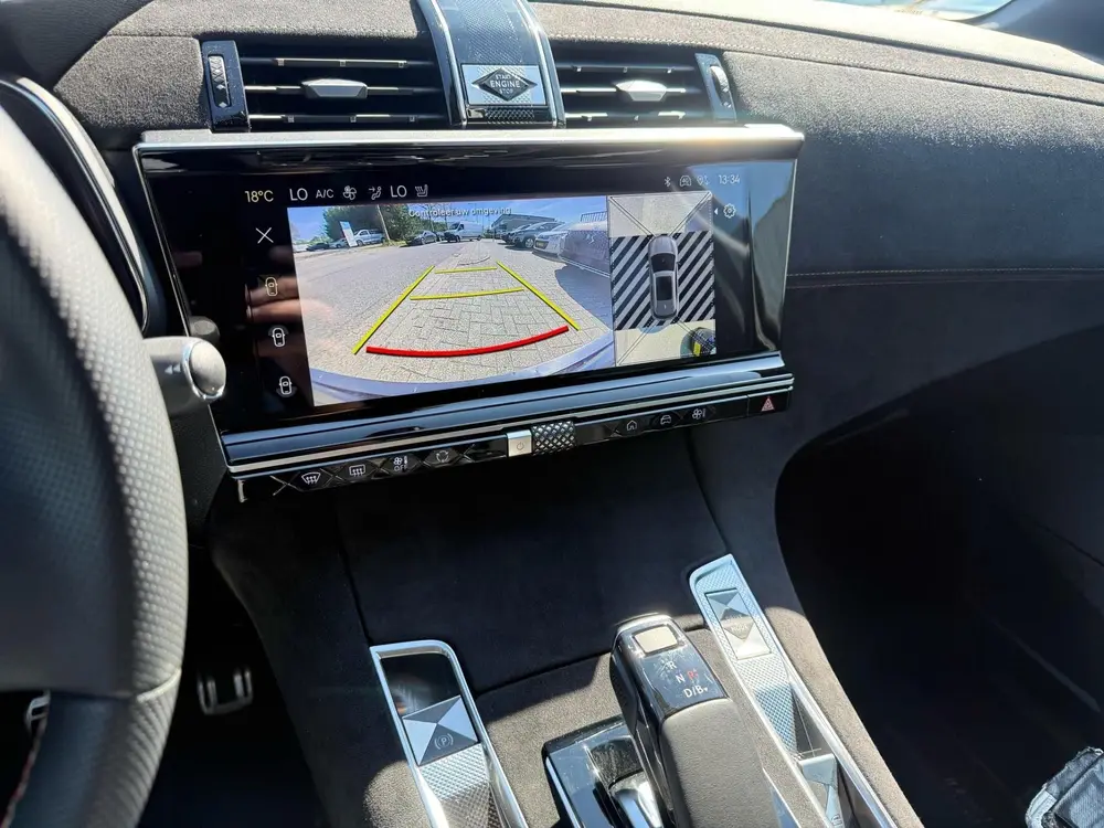 DS Automobiles DS 7 DS 7 E-Tense 225 Performance Line uit 2023, foto 14