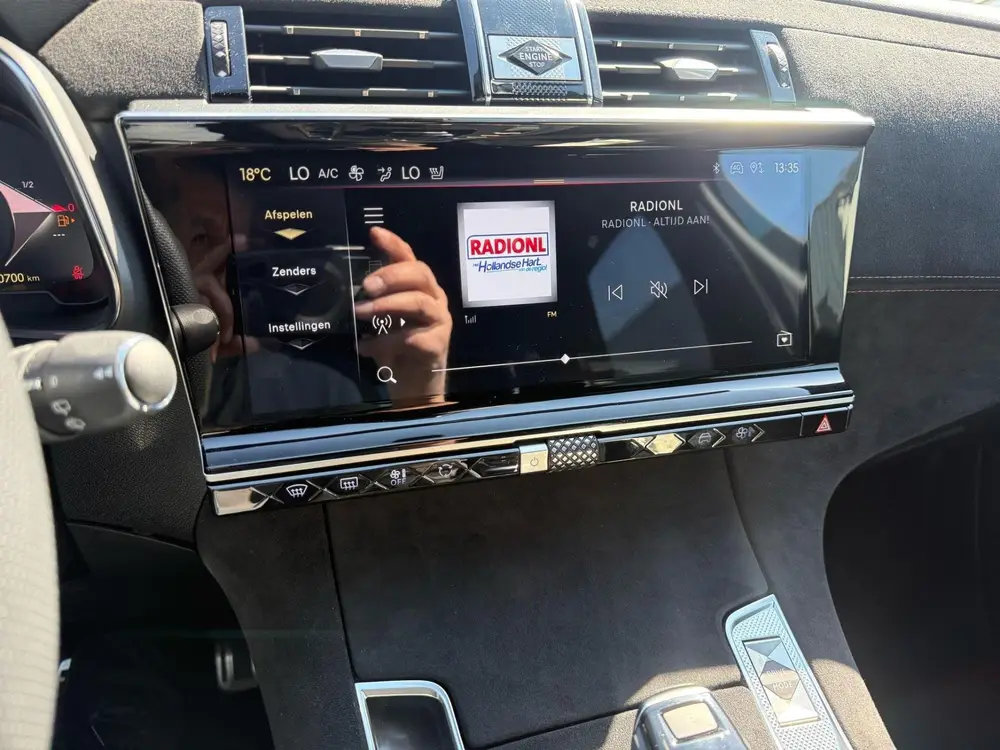 DS Automobiles DS 7 DS 7 E-Tense 225 Performance Line uit 2023, foto 16