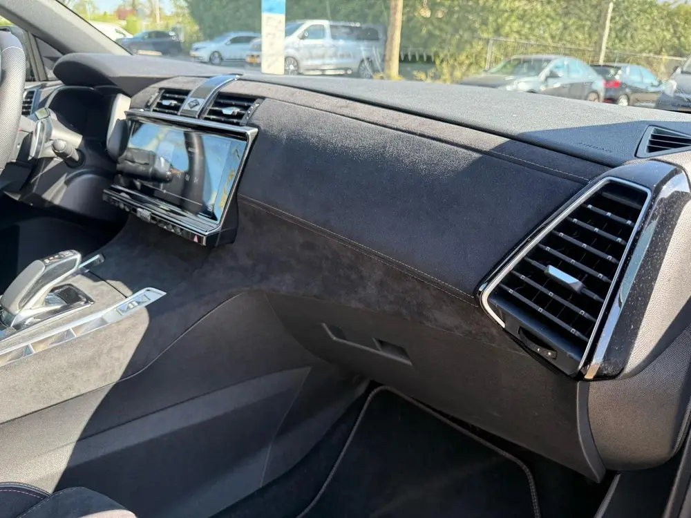 DS Automobiles DS 7 DS 7 E-Tense 225 Performance Line uit 2023, foto 20
