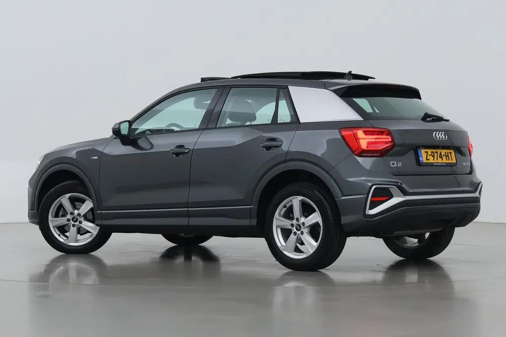 Audi Q2 35 TFSI Edition One uit 2023, foto 2