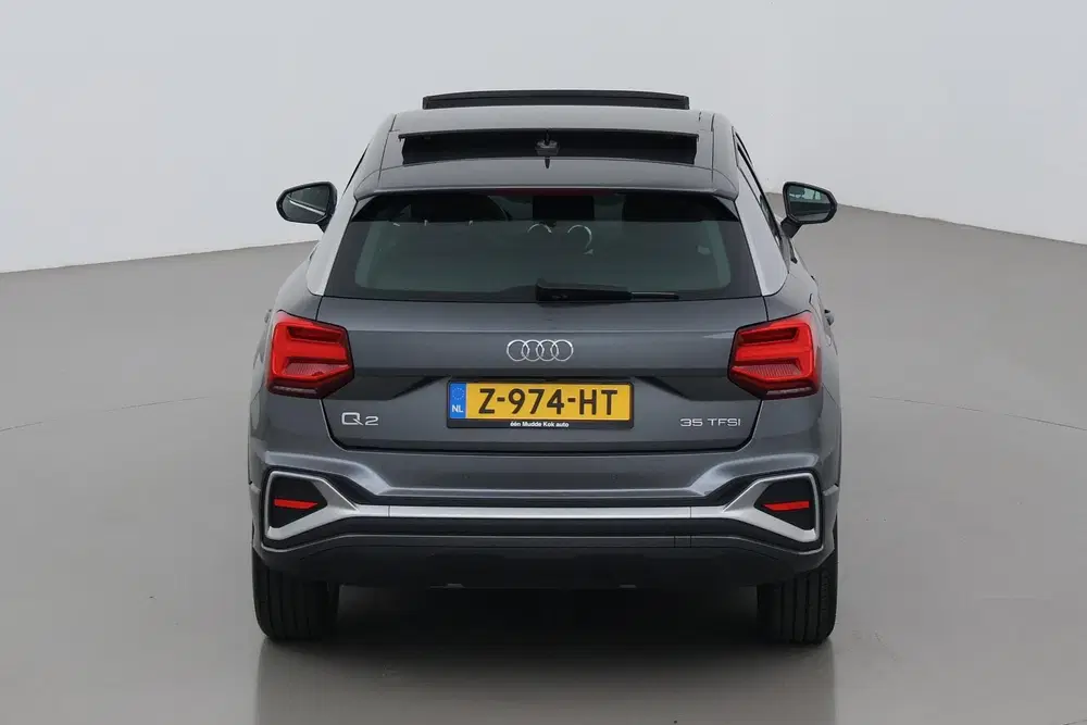 Audi Q2 35 TFSI Edition One uit 2023, foto 9