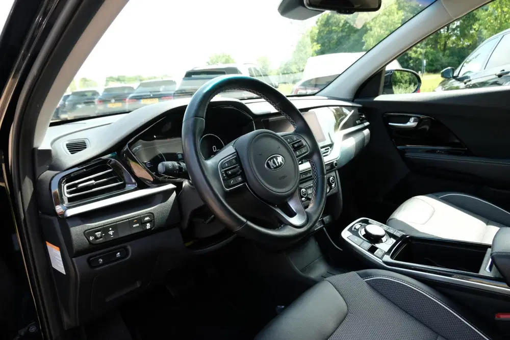 Kia Niro DynamicPlusLine 64 kWh uit 2021, foto 11