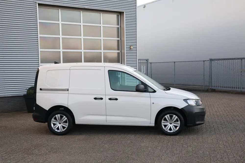 Volkswagen Caddy 1.5 TSI Style Navi uit 2023, foto 2