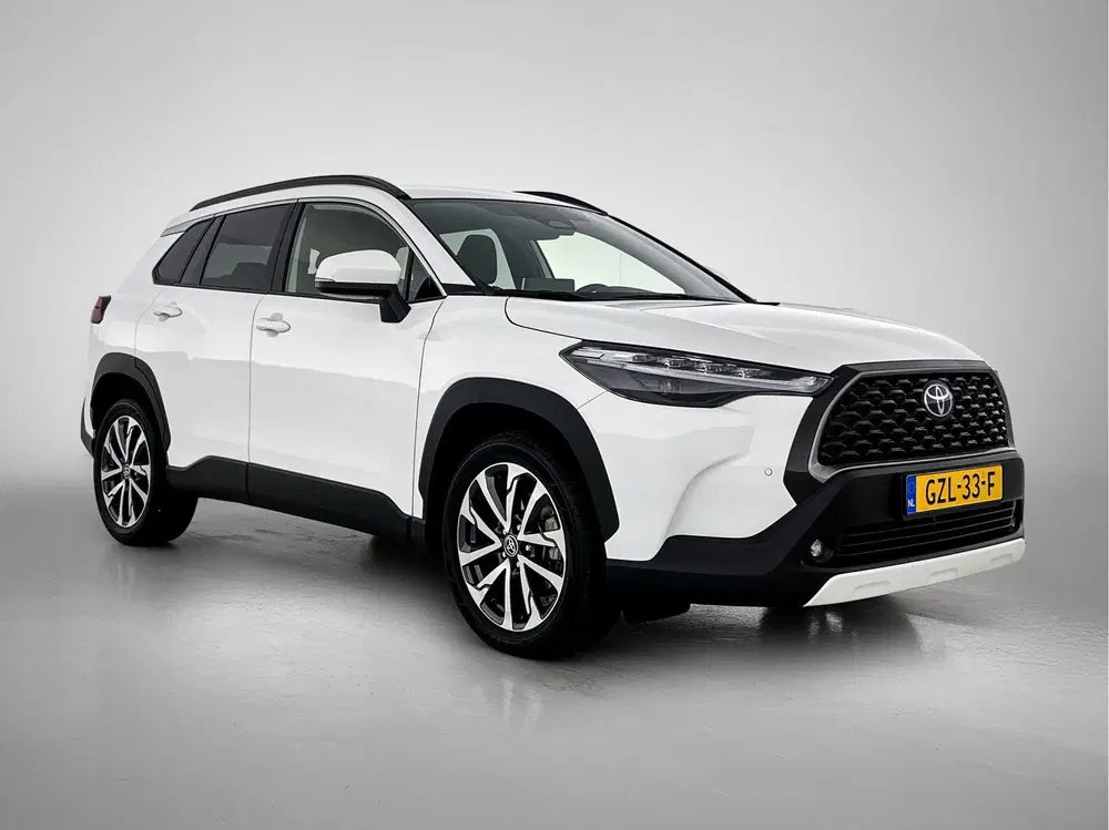 Toyota Corolla Cross Hybrid 140 Style l Navigatie l Parkeers uit 2025, foto 13
