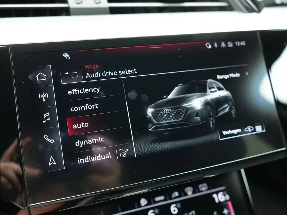 Audi Q8 e-tron 55 Quattro S Line 114 kWh 408pk Dealer O.H uit 2024, foto 15