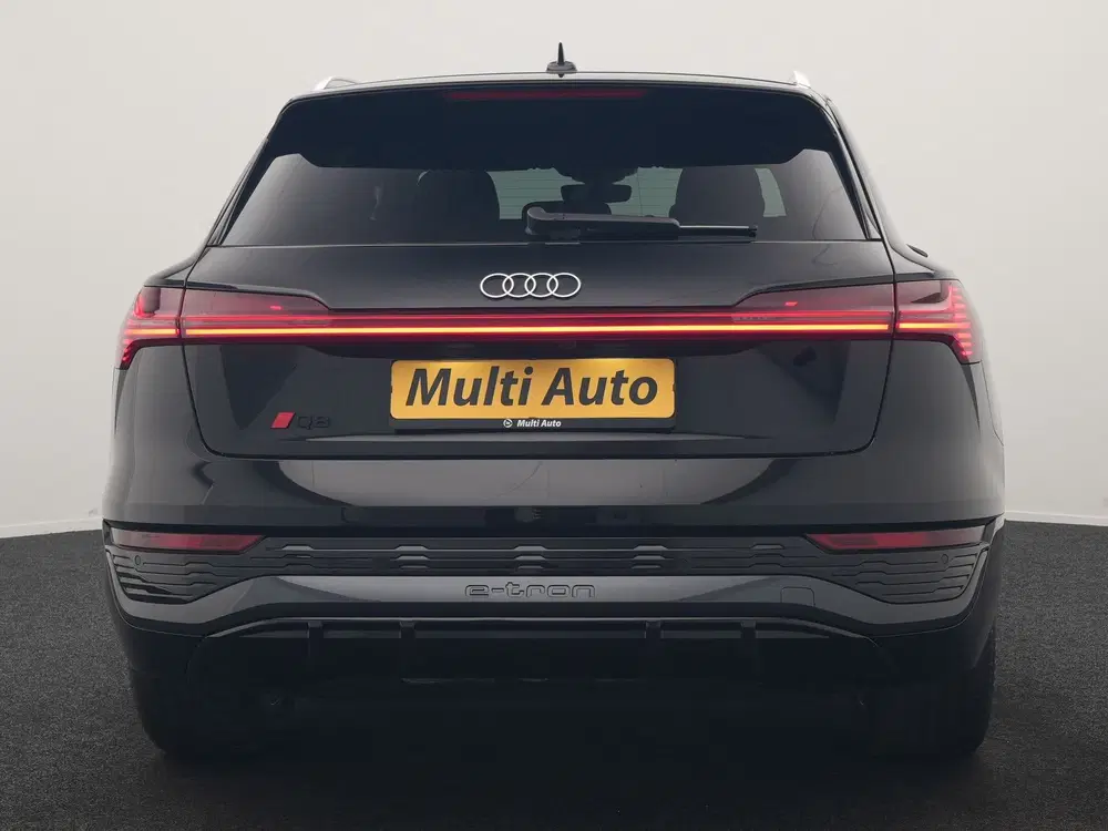 Audi Q8 e-tron 55 Quattro S Line 114 kWh 408pk Dealer O.H uit 2024, foto 19