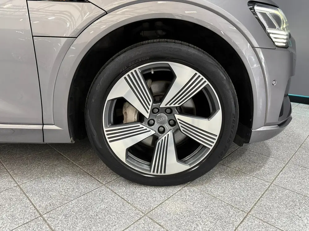 Audi e-tron e-tron 55 quattro advanced Pro Line Plus 9 uit 2019, foto 7