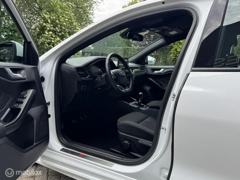 Ford Focus Wagon Focus 1.0 EcoBoost | ST Line | CarPlay | Led | uit 2019, foto 8