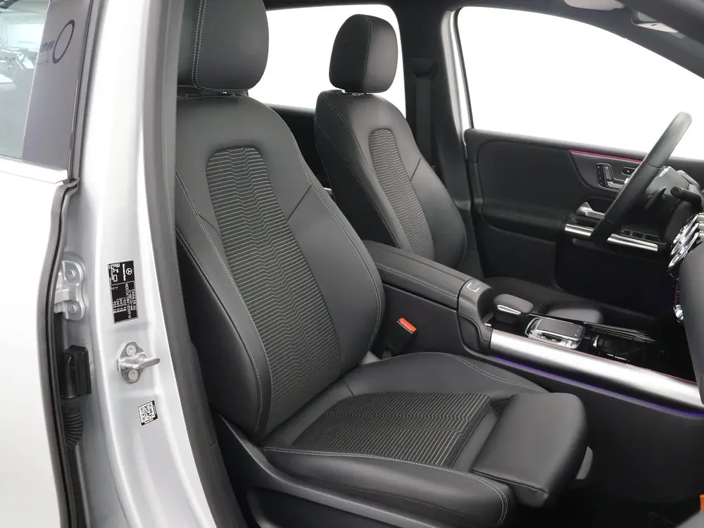 Mercedes-Benz B-Klasse 180 uit 2019, foto 10