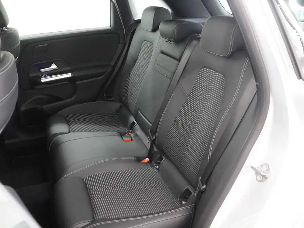 Mercedes-Benz B-Klasse 180 uit 2019, foto 11