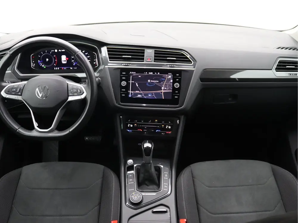 Volkswagen Tiguan 2.0 TSI 4Motion Trekhaak, Camera, Stoelver uit 2022, foto 13