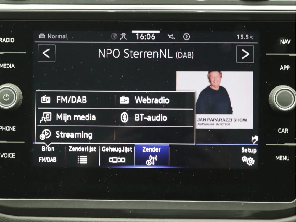 Volkswagen Tiguan 2.0 TSI 4Motion Trekhaak, Camera, Stoelver uit 2022, foto 18