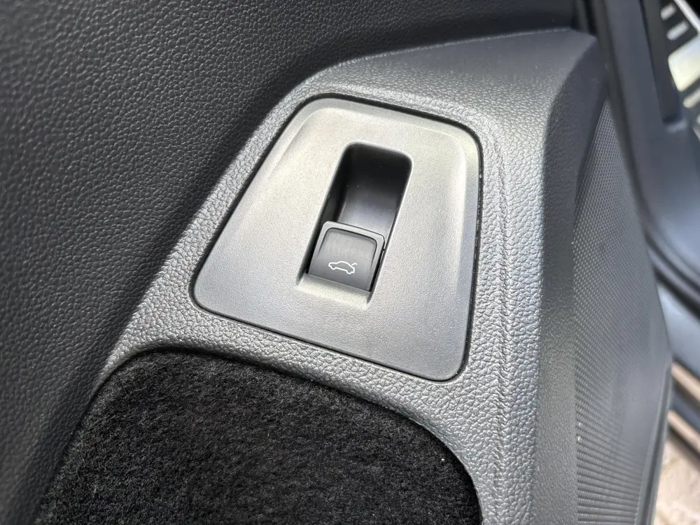 Volkswagen Tiguan Allspace 1.5 TSI R-Line Business+ 7p. 150 uit 2023, foto 17