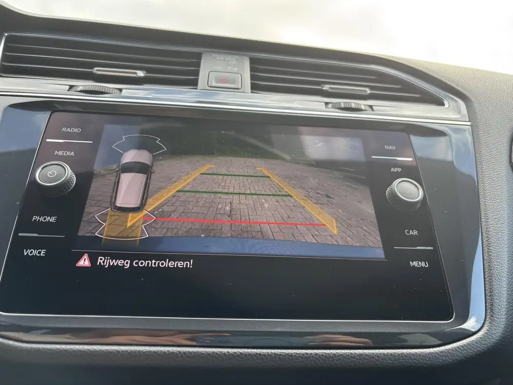 Volkswagen Tiguan Allspace 1.5 TSI R-Line Business+ 7p. 150 uit 2023, foto 8