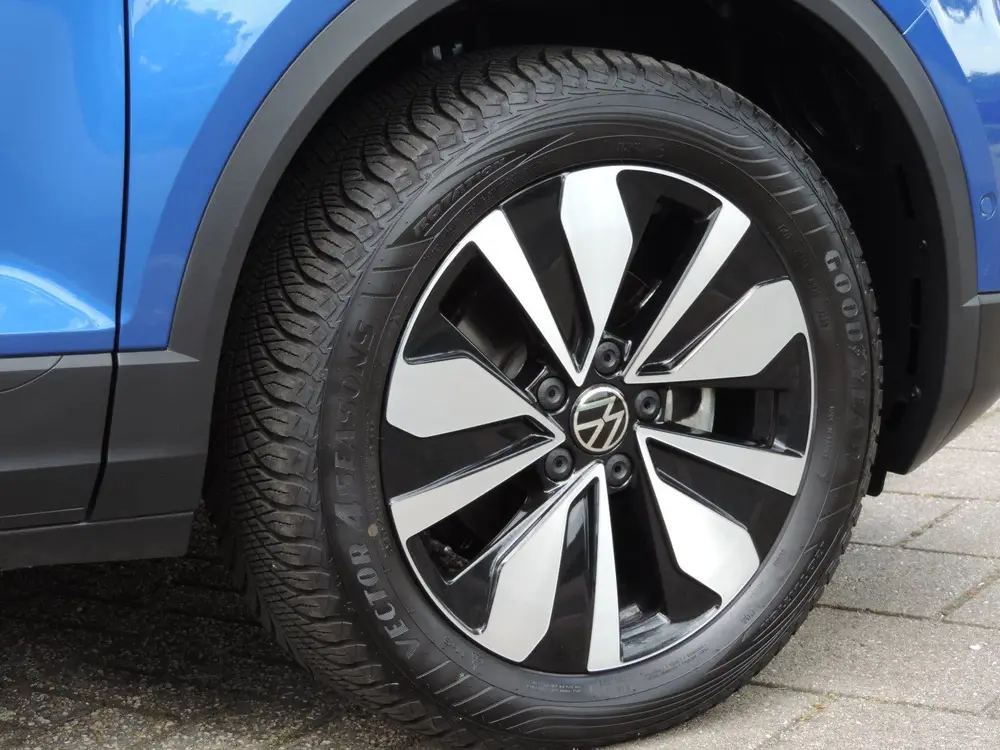 Volkswagen T-Roc 1.5 TSI 150PK Move DSG - Standkachel | Came uit 2023, foto 7