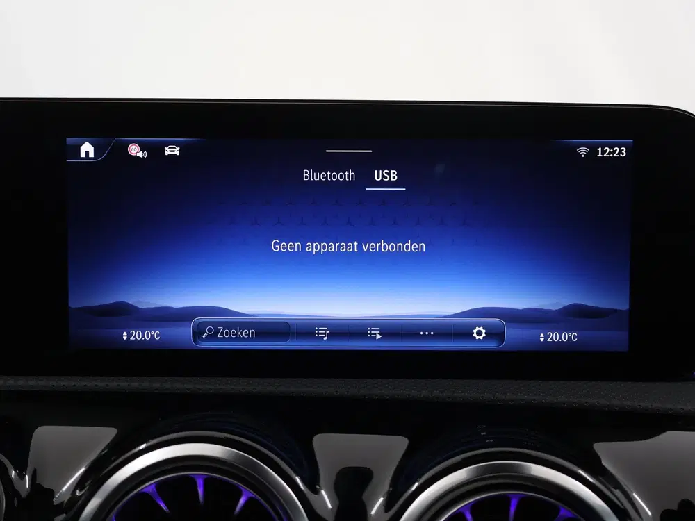 Mercedes-Benz CLA 180 Business Solution AMG uit 2025, foto 16