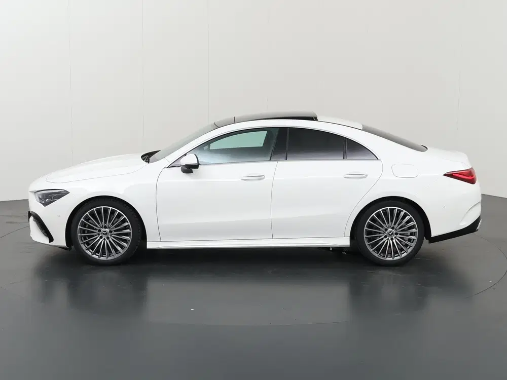 Mercedes-Benz CLA 180 Business Solution AMG uit 2025, foto 5