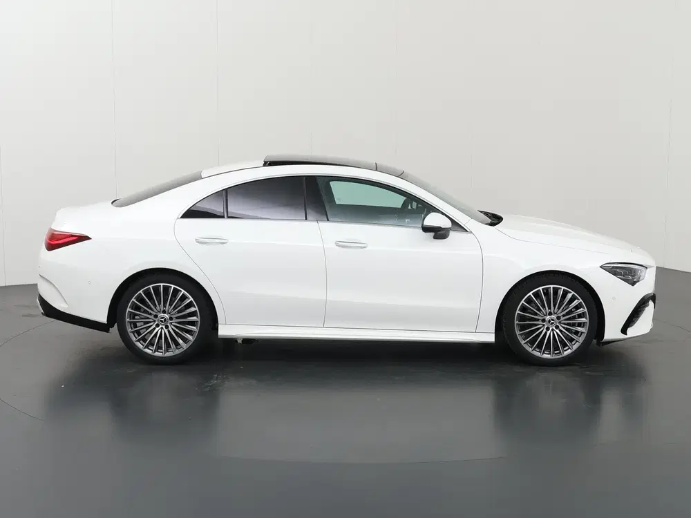 Mercedes-Benz CLA 180 Business Solution AMG uit 2025, foto 6