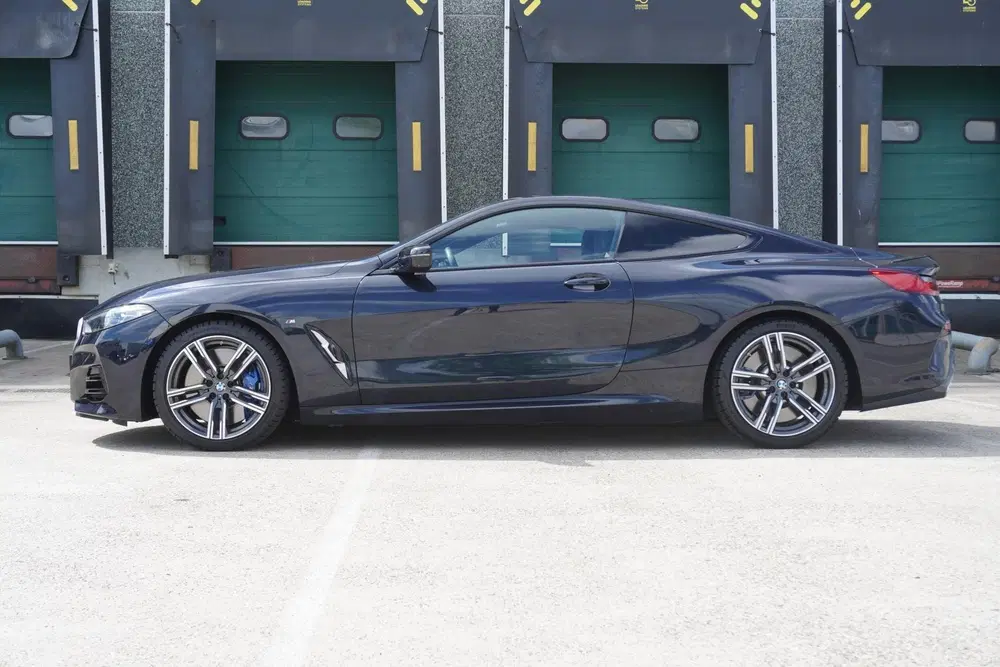 BMW 8-serie M850i 530pk xDrive High Executive uit 2022, foto 11