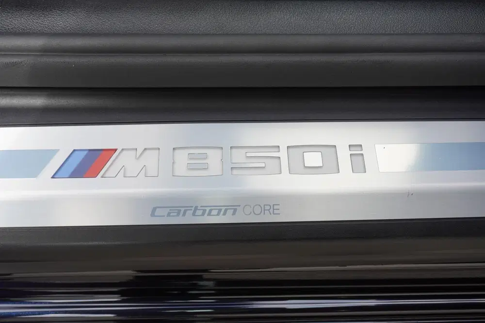 BMW 8-serie M850i 530pk xDrive High Executive uit 2022, foto 14