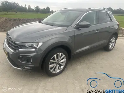 Volkswagen T-Roc 1.5 TSI Style Business uit 2021
