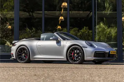 Porsche 911 3.0 Carrera 4 S Sport Chrono NL geleverd uit 2020