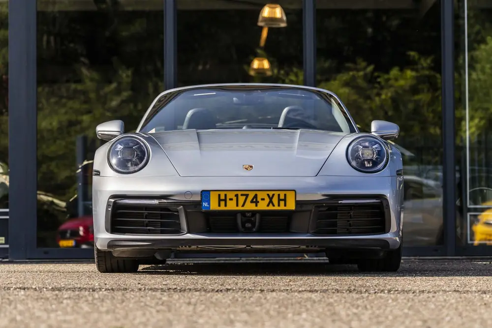 Porsche 911 3.0 Carrera 4 S Sport Chrono NL geleverd uit 2020, foto 2