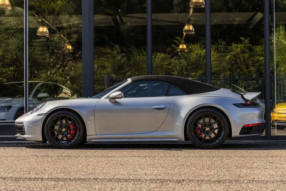 Porsche 911 3.0 Carrera 4 S Sport Chrono NL geleverd uit 2020, foto 8